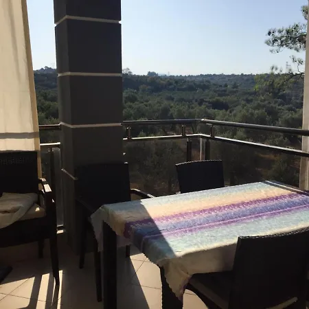 شقة Ferienwohnung Tatlises كوشاداسيه